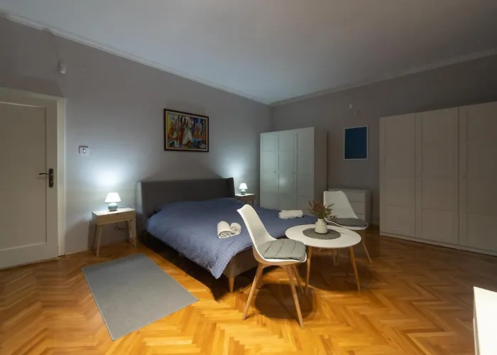 Komfor Premium Apartman *